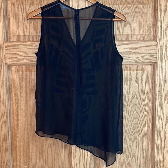 ROBBI & NIKKI Asymmetrical Sheer Top - Picture 8 of 11